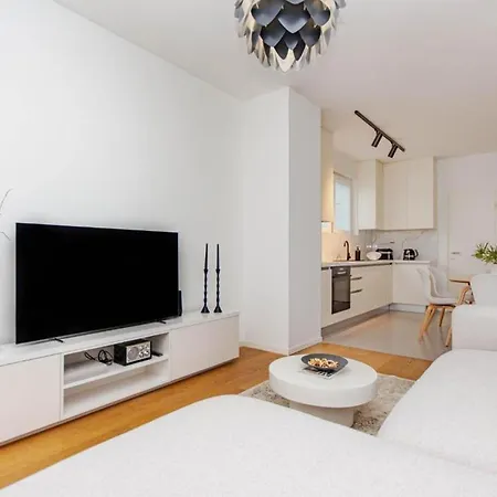 Sea View Garden Апартаменты Сплит